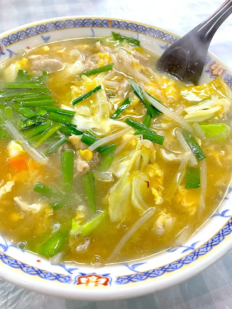 Snapdishの料理写真:卵とじ野菜ラーメン🍜|おかちさん