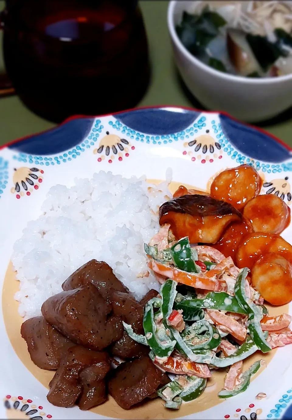 エリチリ
こんにゃく炒め煮
ピーマンサラダ|きつねさん