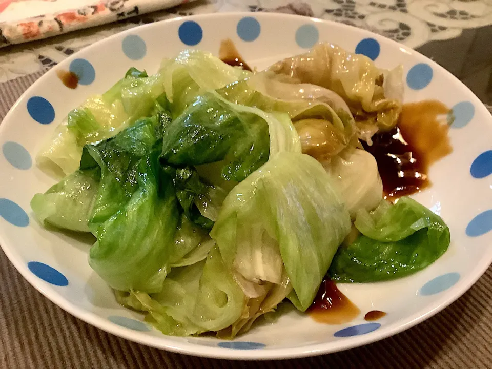 茹でレタス🥬オイスターソースがけ😋|アライさんさん