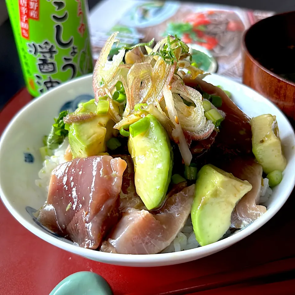 鰹のポキ丼 ~with青こしょう醤油|とんちんさん