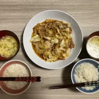 Snapdishの料理写真:豚キャベツの悶絶炒め|ひなたぼっこさん