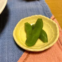 Snapdishの料理写真:ベランダで採れた枝豆| あさかさん