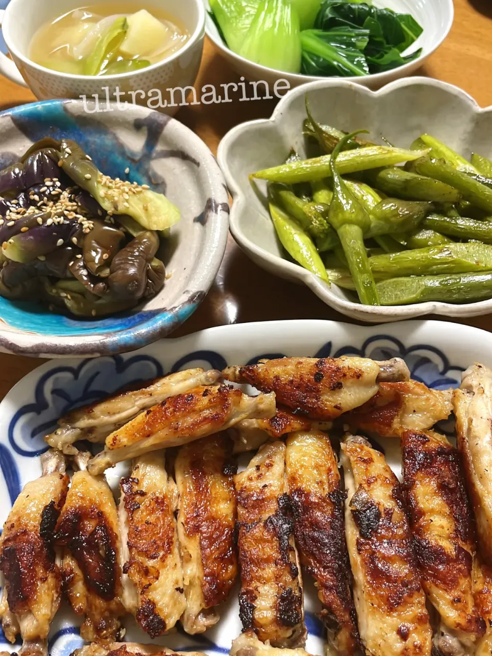 Snapdishの料理写真:＊手羽の塩焼き、にんにくの芽、なす♪＊|ultramarineさん