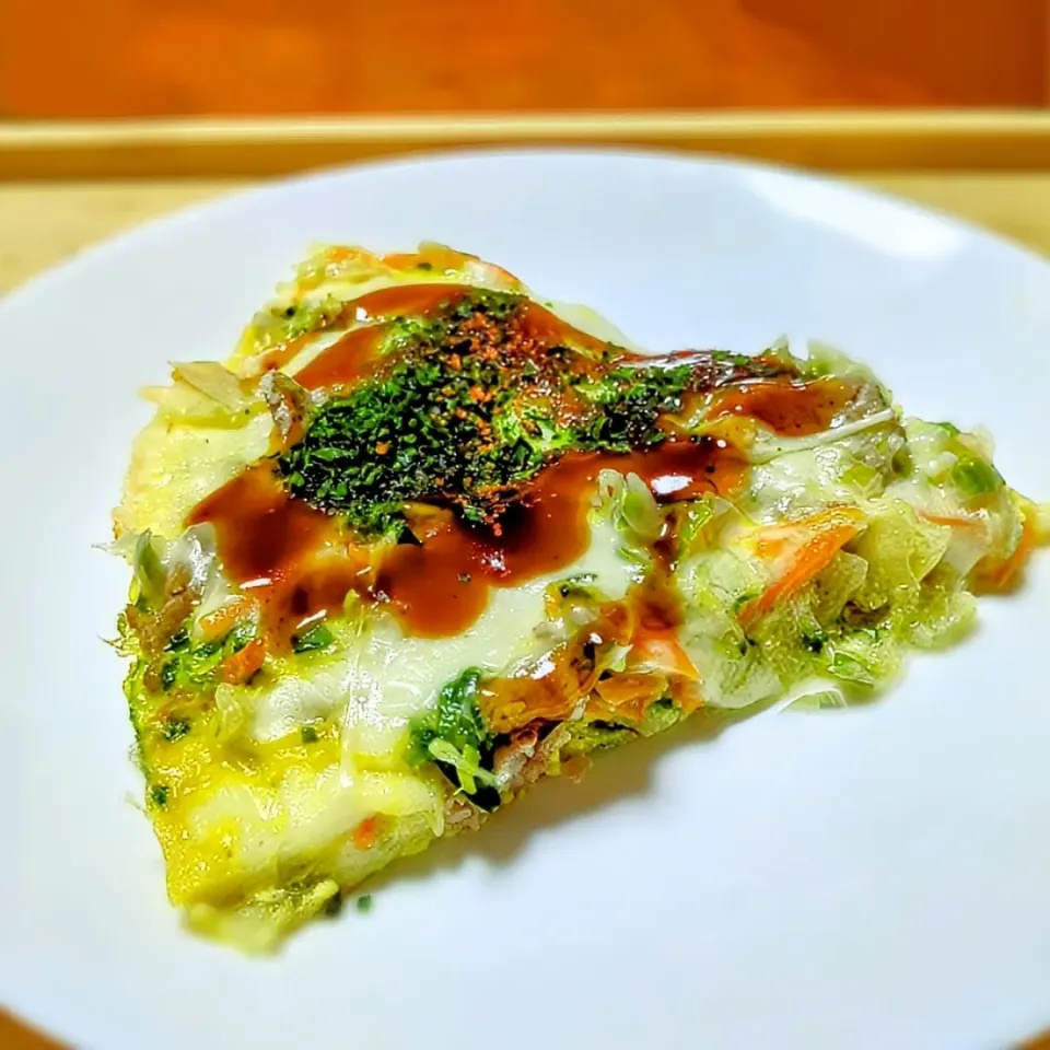 野菜を食べる🎶とんぺい焼き

女性に人気✨
単品でも栄養たっぷり🎶
お野菜たっぷりのとんぺい焼き☺

キャベツ、にんじん、ブロッコリー、枝豆、長芋に豚ミンチ。

有精卵とチーズでくるんで、つなぎにはサイリウムを使用✨

サイリウムはオオバコと呼ばれる一年草で、食物繊維が豊富。

腹持ちが良く、お通じを良くし、コレステロールの低下とダイエット中にも嬉しい効果が期待されています☺|森のごはん屋さんさん