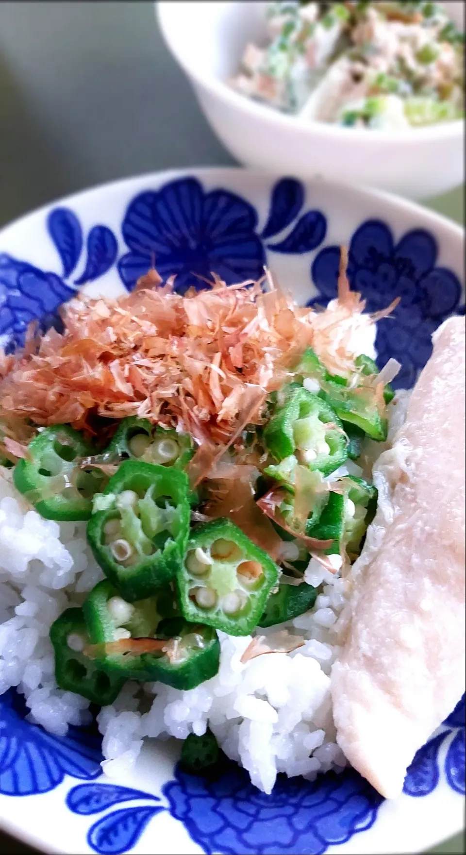 オクラ丼＆ゴーヤーサラダ|きつねさん