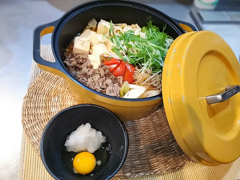 ☆新味料チャレンジ☆
分量簡単！夏のトマトすき焼き🍅🍲|〇yuicoro〇さん