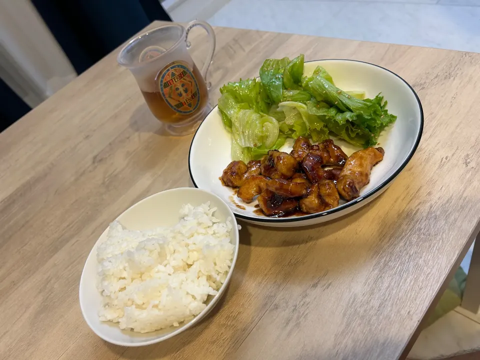 鶏胸肉の甘辛スティック、レタスサラダ|りょうさん