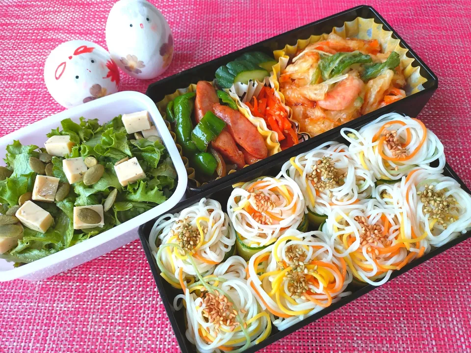 🍀2024/0719㈮
そうめん弁当

わさびごまをふりかけてみました。
重宝しそうです☺️|ともちんさん