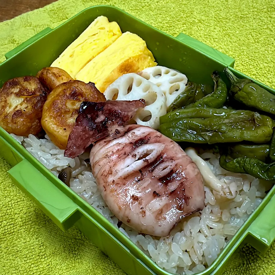 Snapdishの料理写真:🦑弁当|くまちゃんさん