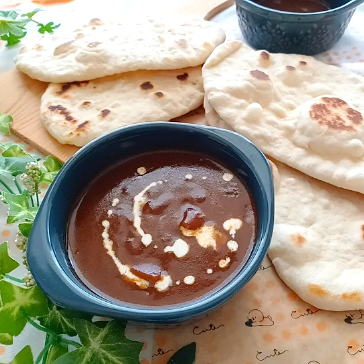 Snapdishの料理写真:カレー&ナン|小豆🌼さん