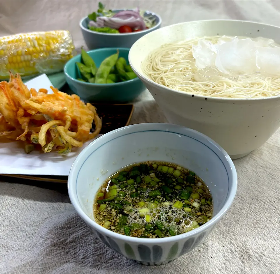 Snapdishの料理写真:そうめんで涼の食卓|かっちゃん杉さん