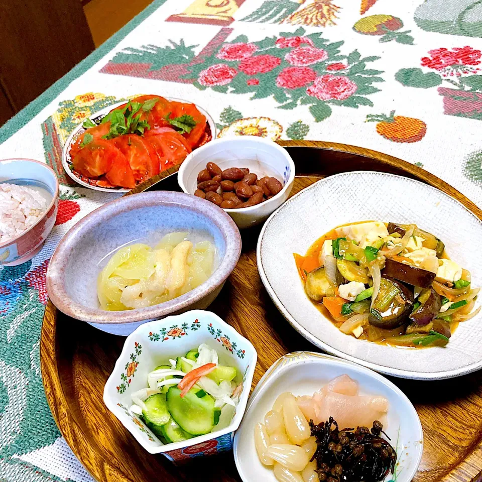 grandmaの晩ごはん☆ 今夜は野菜入り麻婆豆腐、きゅうり🥒のあんかけ、トマト🍅をたっぷりで頂きます|kaoriさん