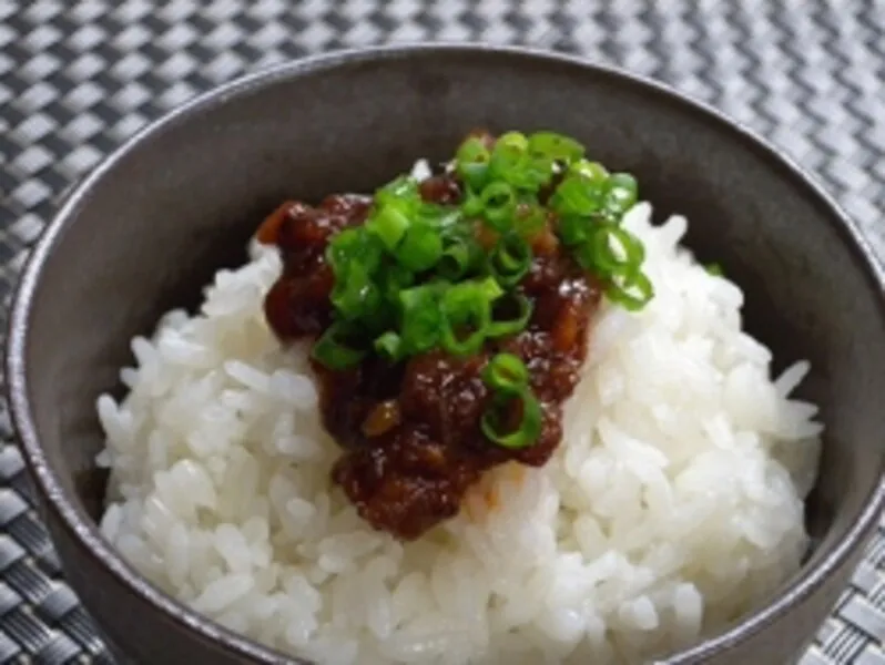 Snapdishの料理写真:コチュジャン肉味噌のレシピ……ご飯のお供にもおすすめ！ #AllAbout|All About 料理レシピさん