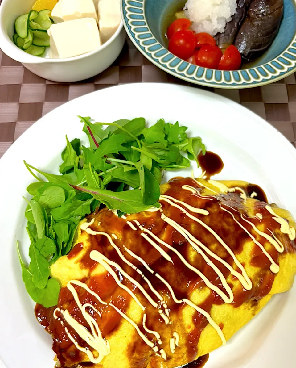 デカオムそば､茄子焼き煮浸し､豆腐麺つゆ漬け|にゃっきさん