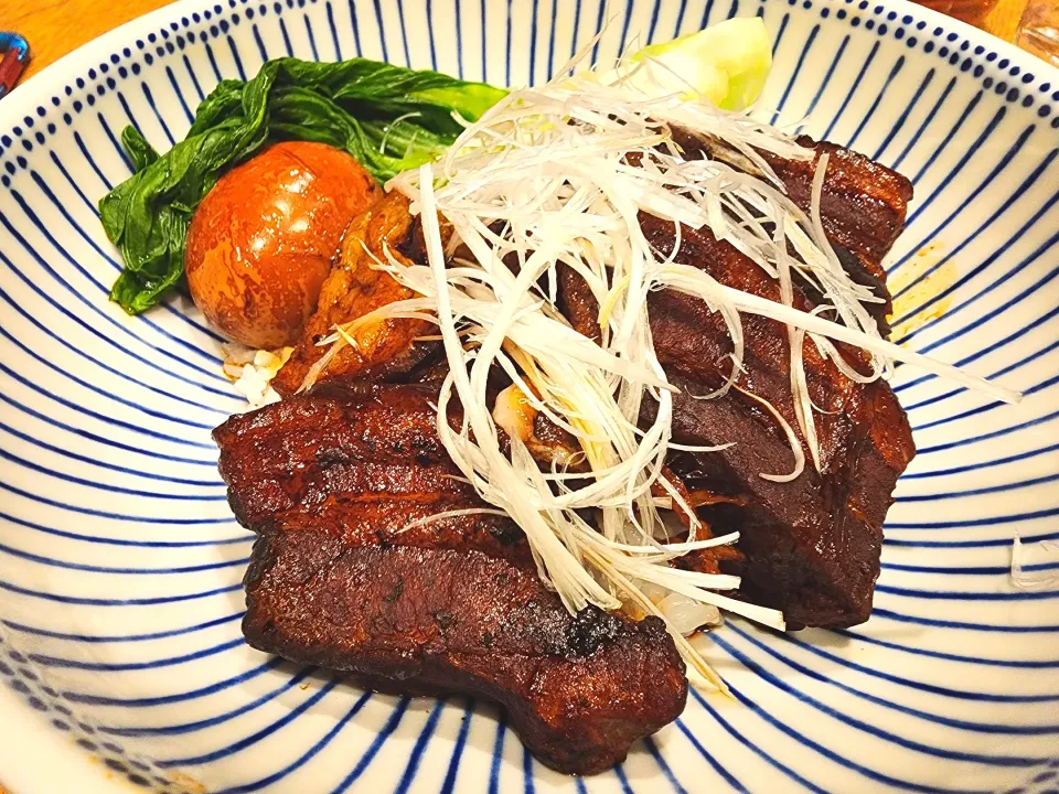 滷肉飯
卤肉饭
魯肉飯
ルーローハン|Masahiko Aasanoさん