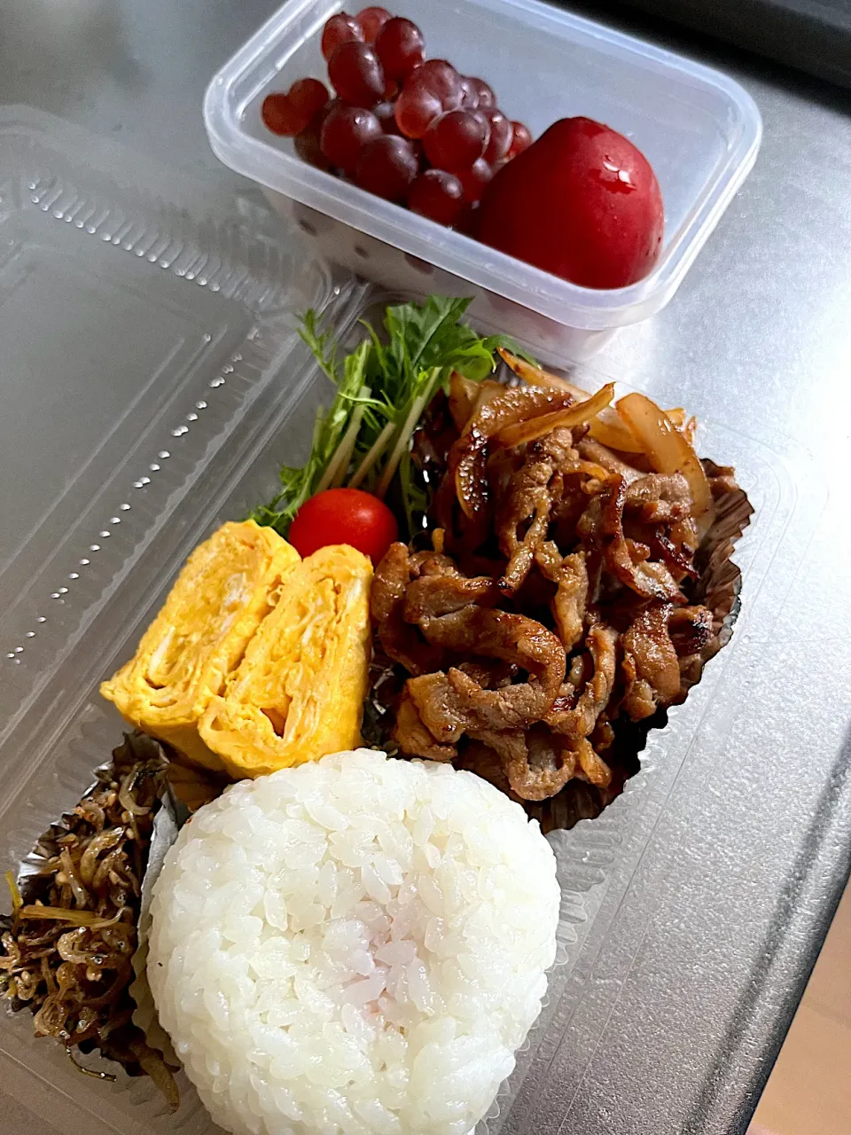 豚生姜焼き弁当|カリィさん