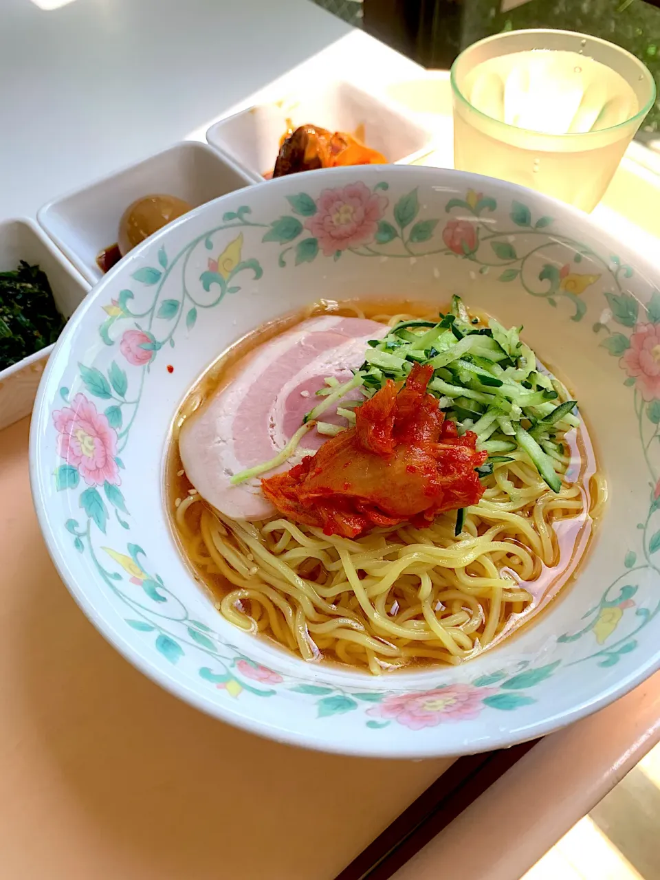 Snapdishの料理写真:冷麺風ラーメン　ホウレンソウごま和え　煮玉子　レバーしぐれ煮　@東京大学農学部学食|KimaLABOさん