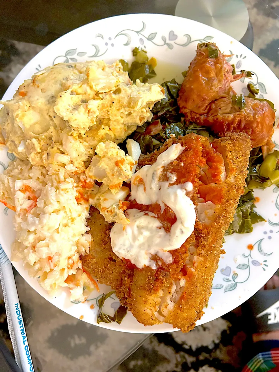 Fried Fish potato salad and collard greens and coleslaw|Kareem Boogieさん