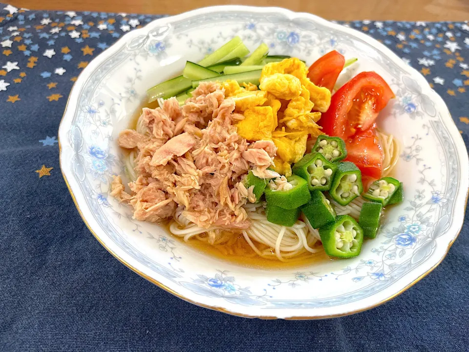 やっぱり夏はそうめんよね☺️|えいぽんさん