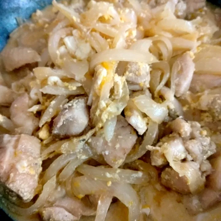 親子丼|もちもちだいたいひこ🐺さん