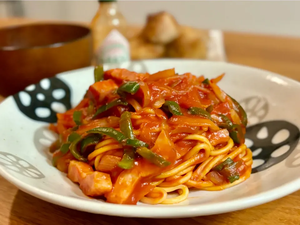 Snapdishの料理写真:ドラマ『こんなところで裏切り飯』インスパイア　中華麺でナポリタン|ふくすけ食堂さん