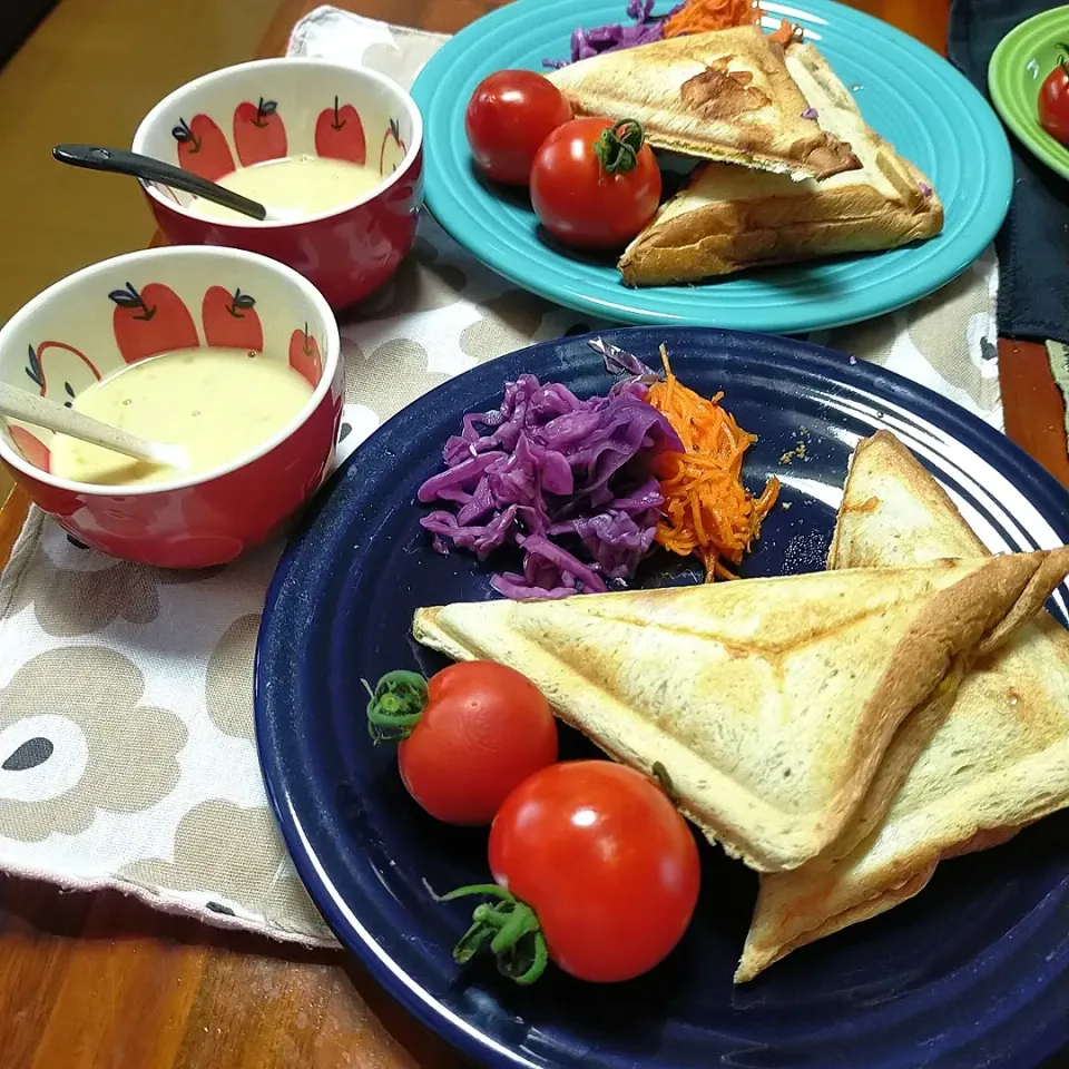 夏休み小学生姉妹のためのホットサンドランチ|小林恵梨子さん