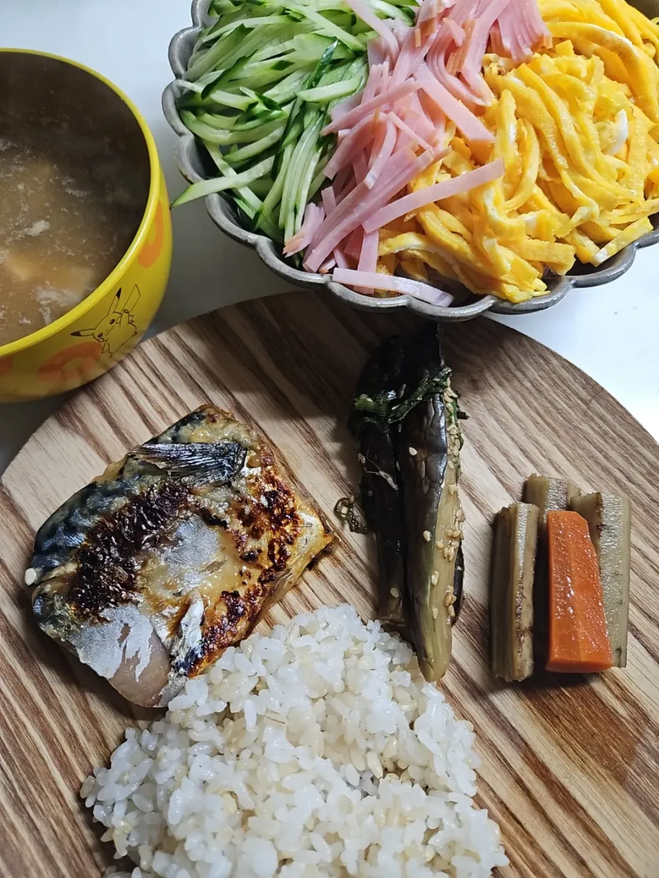 Snapdishの料理写真:☆夕飯☆鰆西京漬け、牛蒡煮、茄子ピリ辛漬け、春雨サラダ、味噌汁、もち麦玄米ごはん|ｼｮｺﾗさん