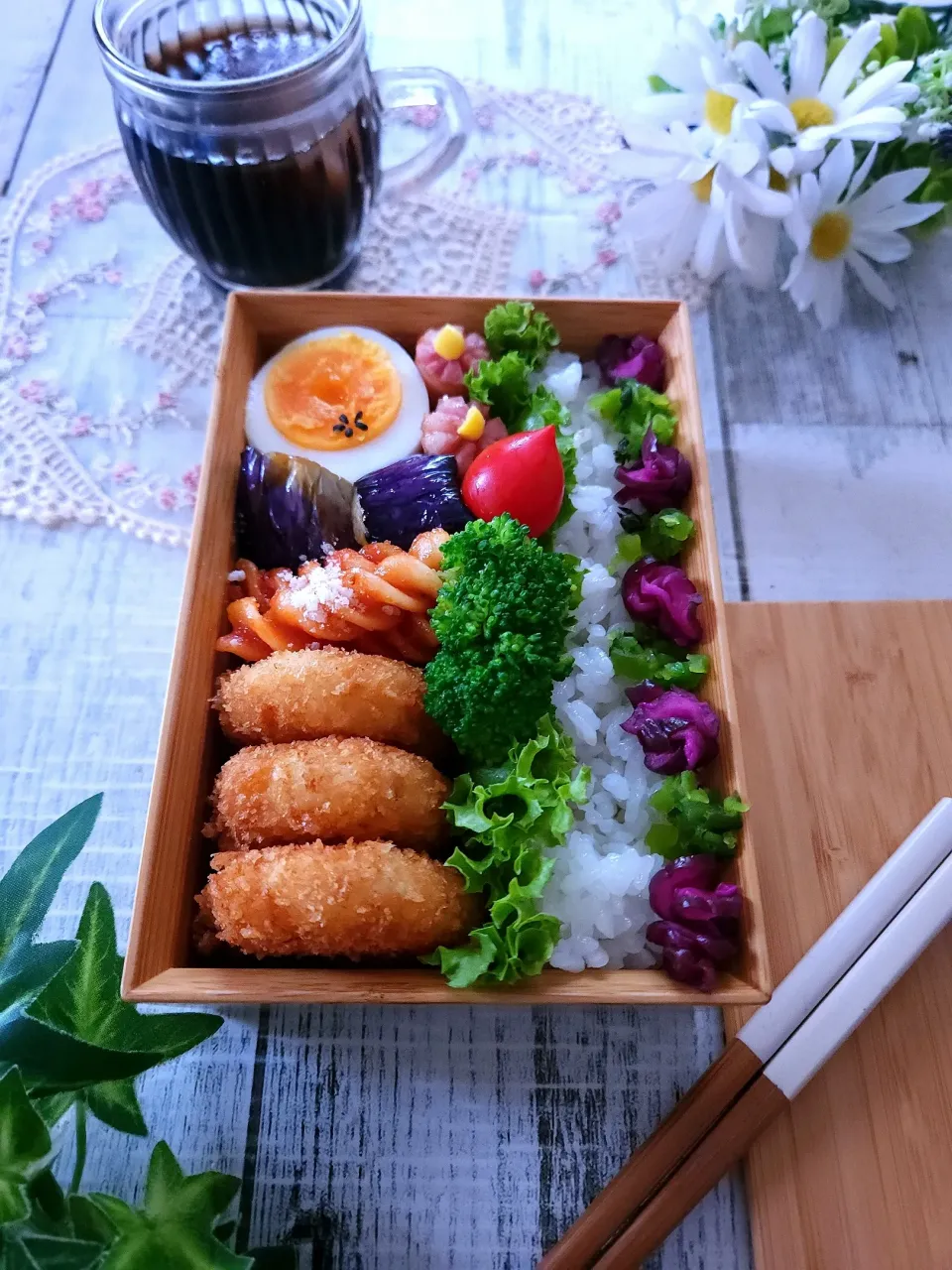 Snapdishの料理写真:クルッと海老フライ弁当|sugar beansさん