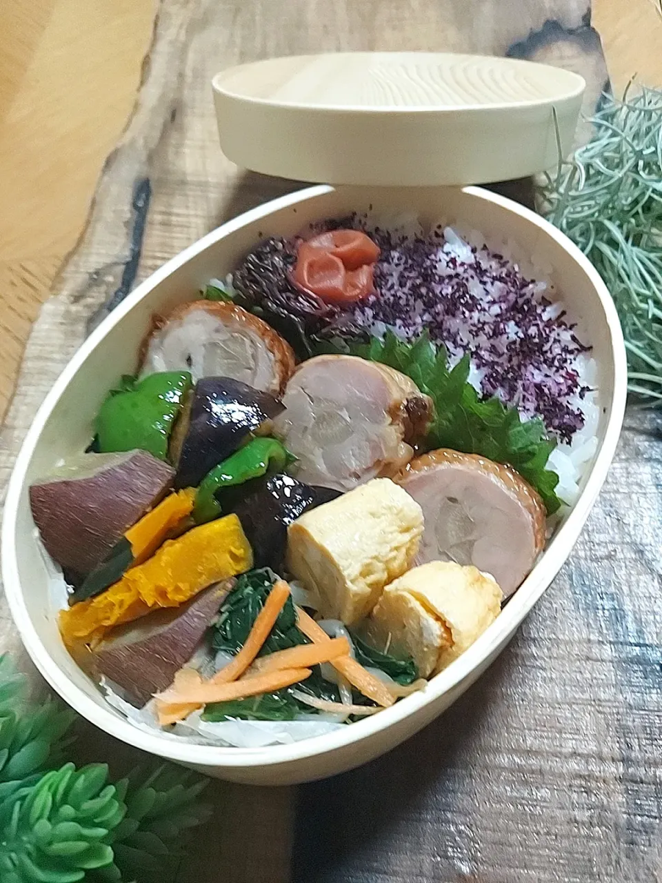 Snapdishの料理写真:ごぼう巻き弁当|nahoさん