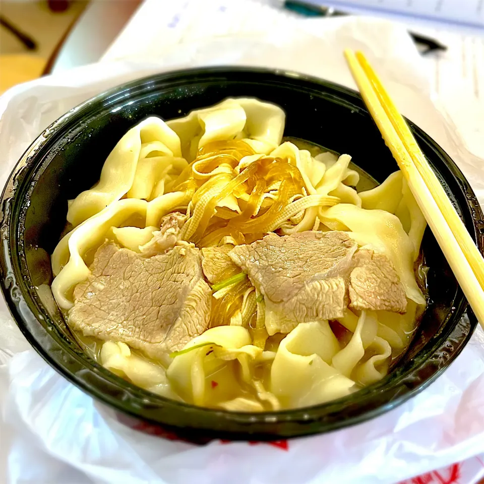 Chinese stewards noodles|Meng Zhaoさん