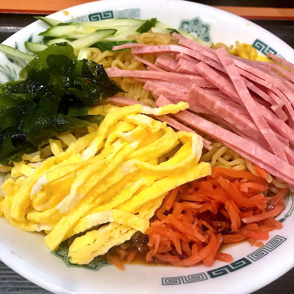 Snapdishの料理写真:黒酢しょうゆの冷し麺|ユキちゃんさん