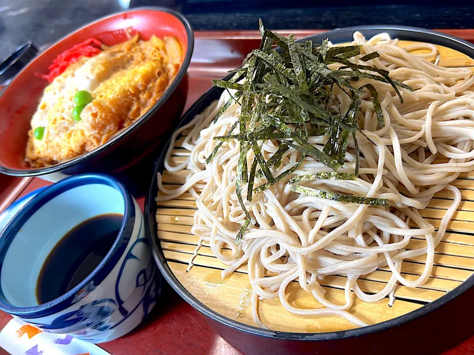 ざる蕎麦とミニカツ丼|あーちゃんさん