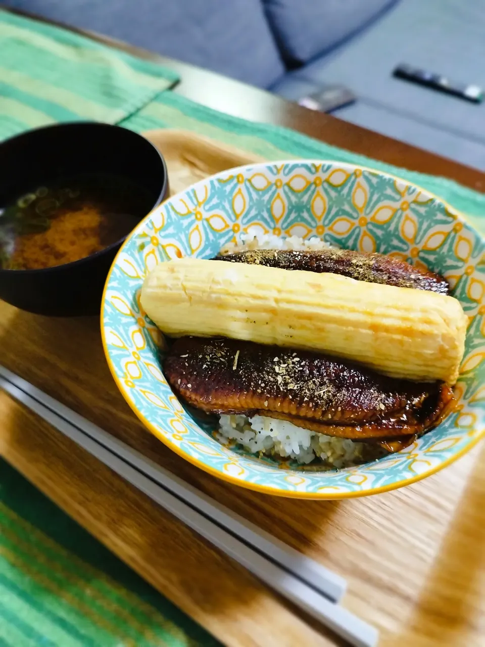 今日は土用の丑
うなぎきんし丼　ボリューム満点|マイキーさん