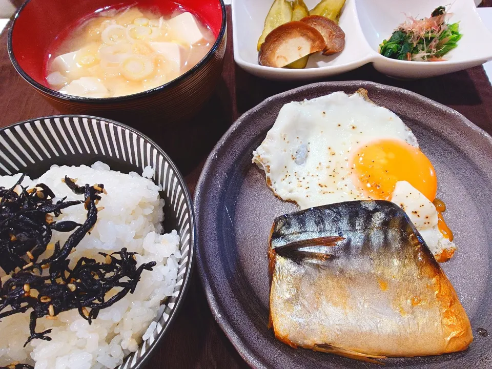 塩サバ定食|伊藤央さん