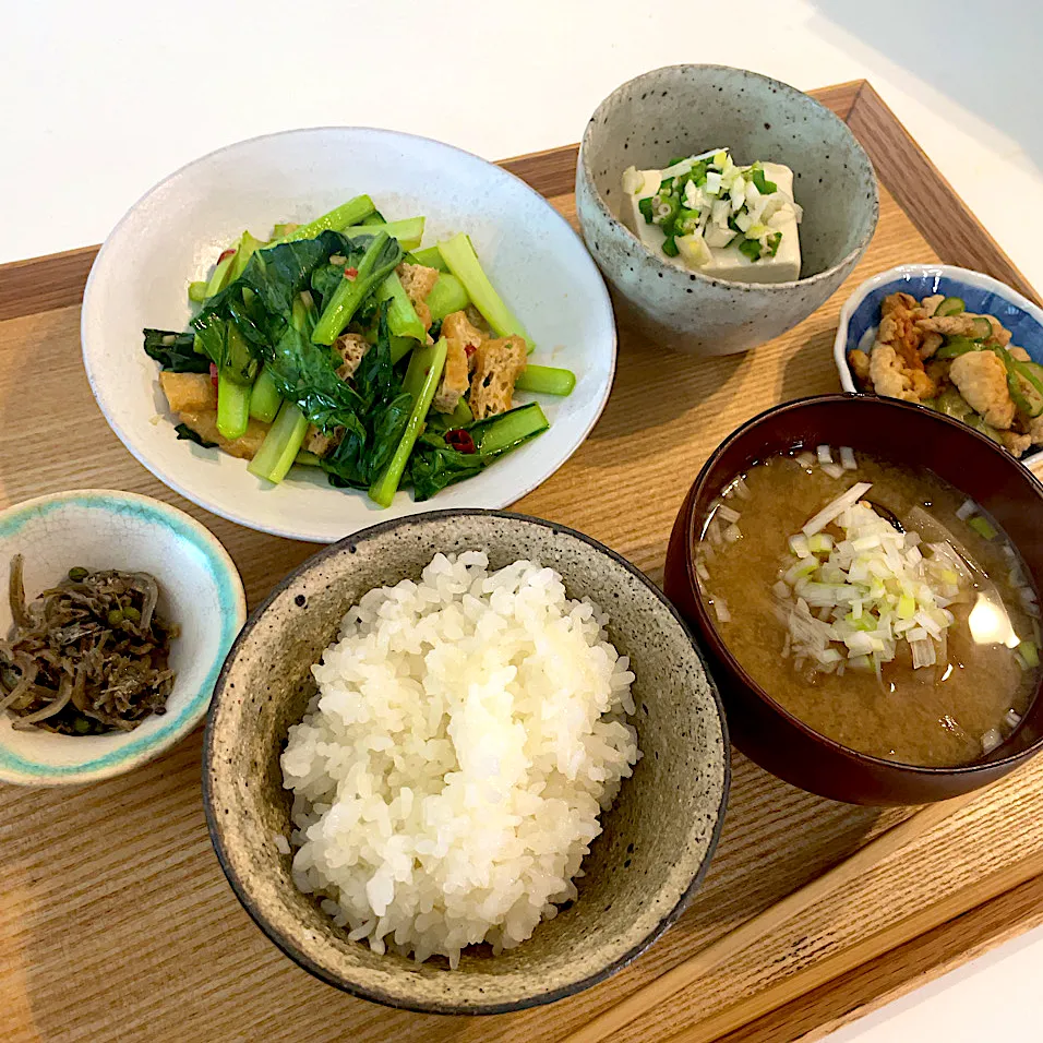 小松菜と油揚げのナンプラー炒め定食|pontalさん