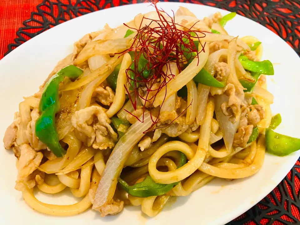 ✩.*˚十和田バラ焼きうどん|ゆきえもんさん