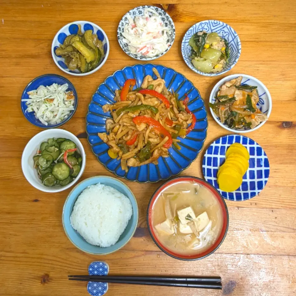 Snapdishの料理写真:晩ごはん🥢青椒肉絲|まゆめろさん