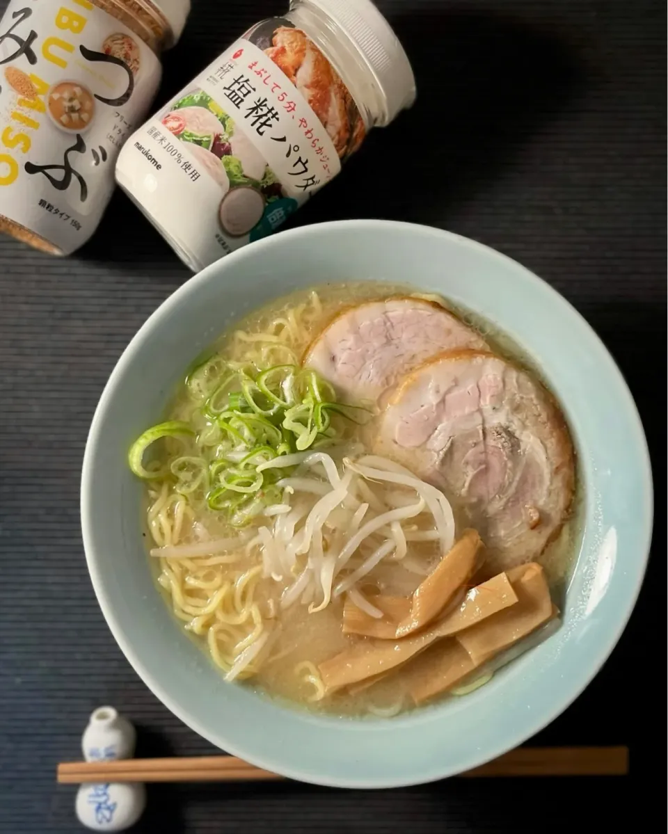 つぶみそ ＆ 塩糀蒸し鶏スープの「濃厚魚介鶏だし味噌ラーメン｣|まる(丸大豆)さん