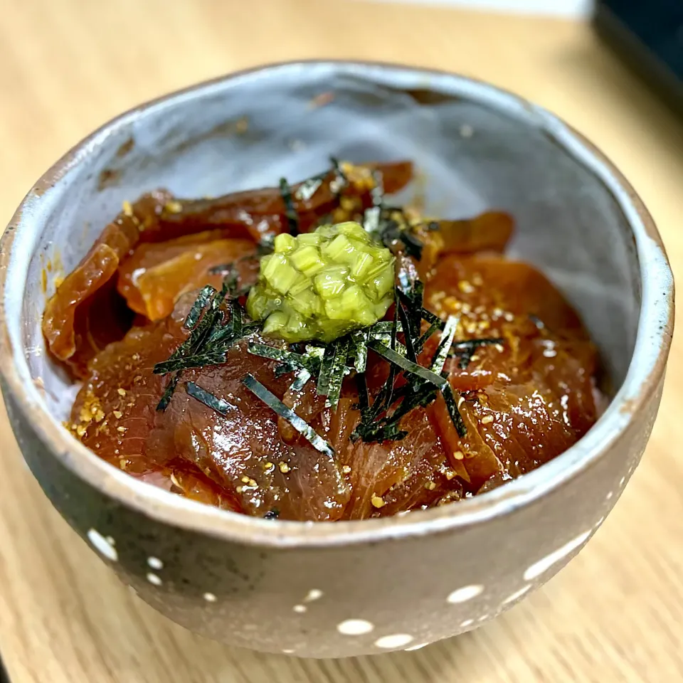 キハダマグロ切り落としの漬け丼|ふくすけ食堂さん