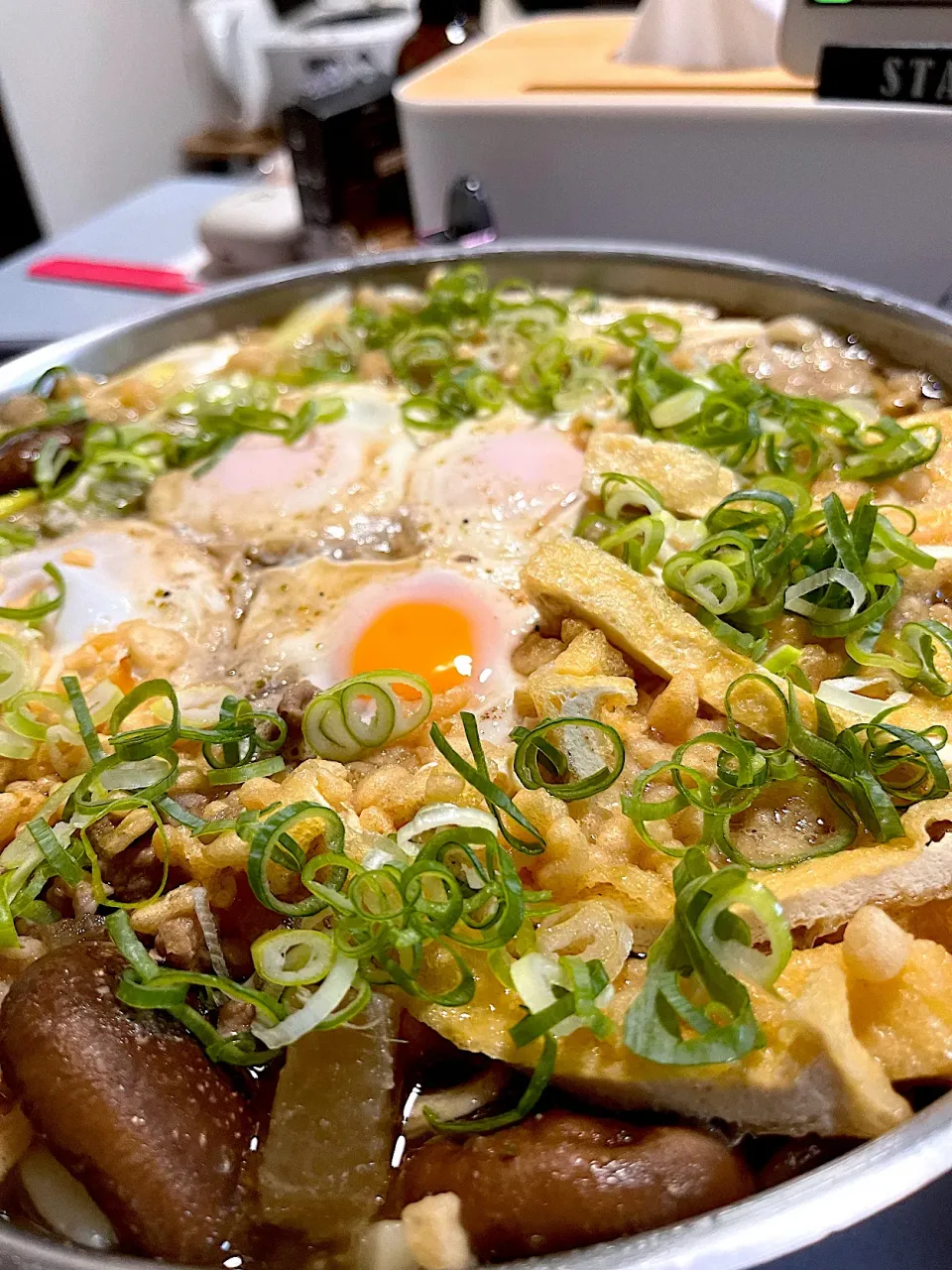 Snapdishの料理写真:鍋焼きうどん2人前|和実 史味さん