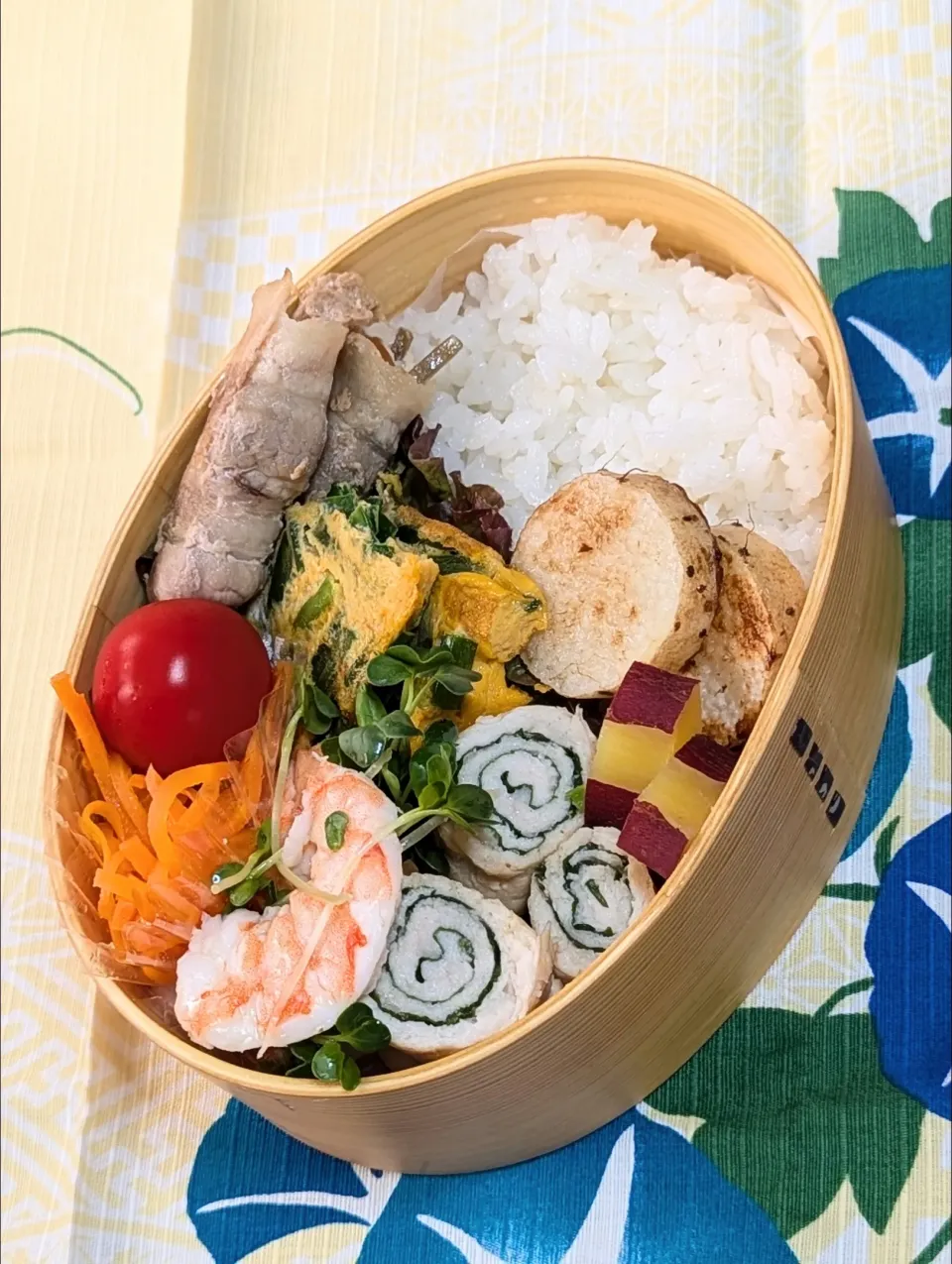 cocco+さんのお料理　鶏むね肉のくるくる巻き巻き弁当|f.1125beさん