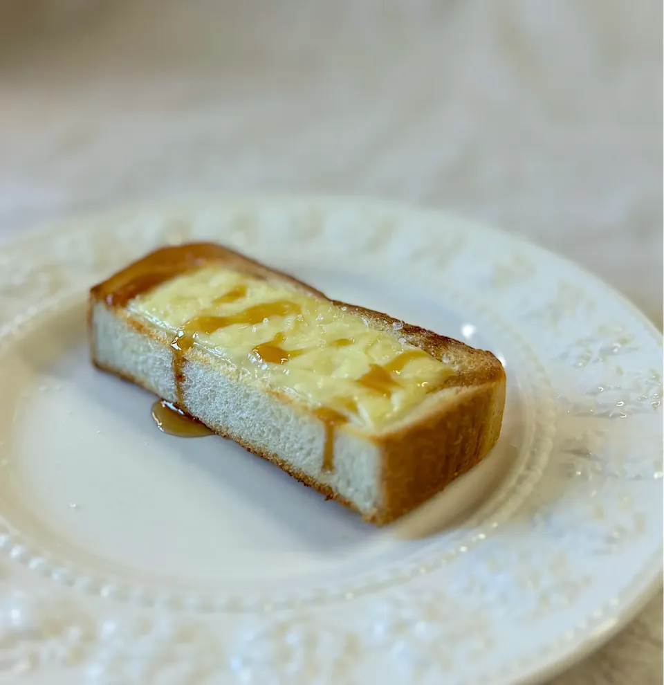 はちみつとチーズのトースト|かっちゃん杉さん