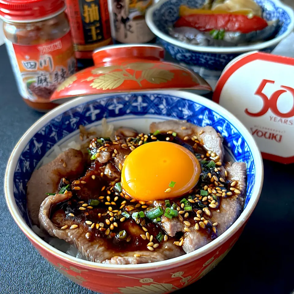 中華風牛タン丼 ~おいしい世界ごはん🇨🇳|とんちんさん