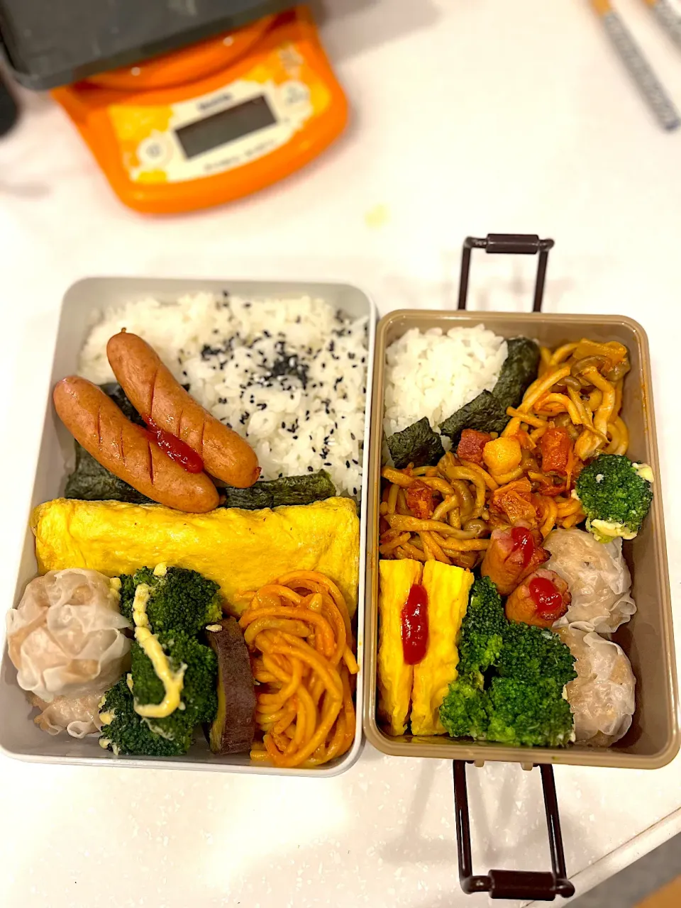 Snapdishの料理写真:パパお弁当＆息子お弁当🍱|みぃこさん