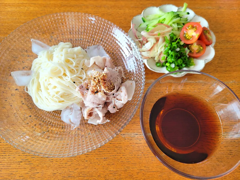 薬味たっぷりそうめん|まめすけさん