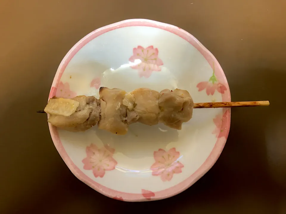 イオン 国産鶏の焼鳥串(もも)塩(1本)|ばーさんさん