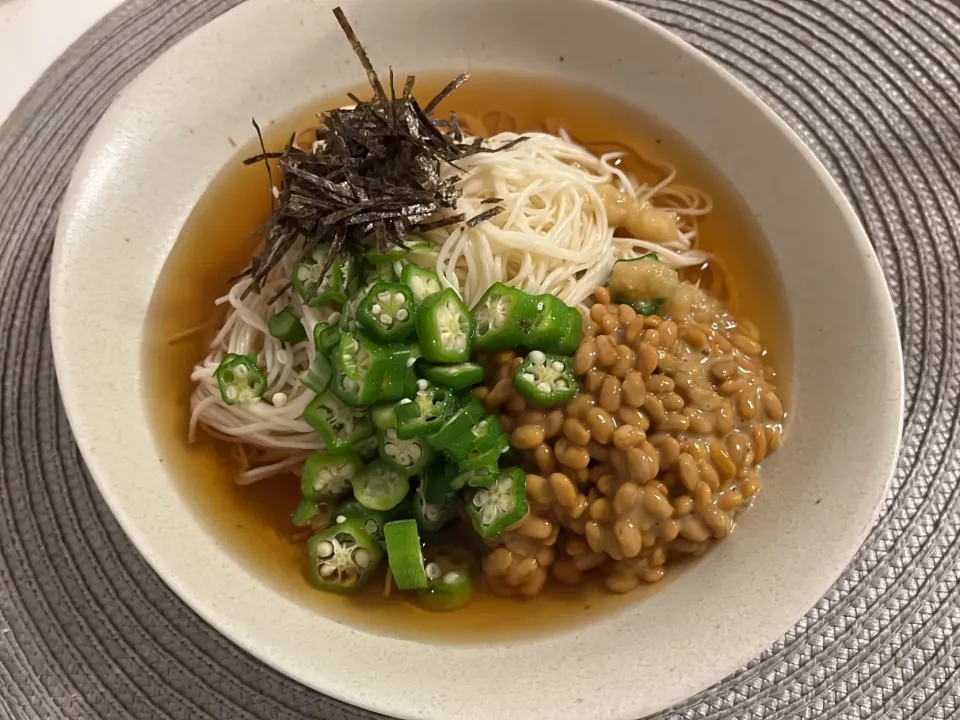 Snapdishの料理写真:ぶっかけそうめん|もぐ子〜痩せたいさん