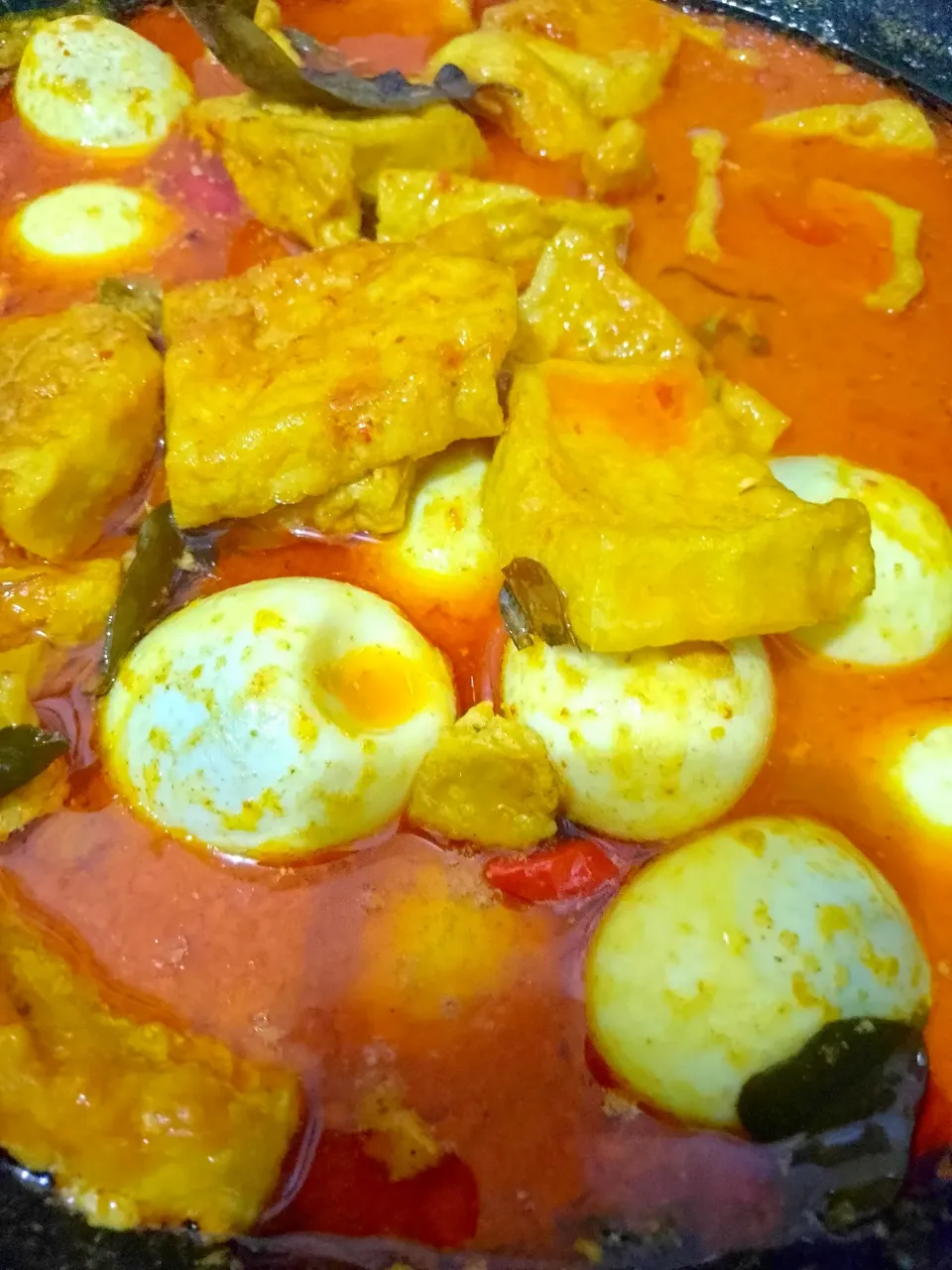 egg and tofu spicy with coconut cream.|Pandu Shintaさん