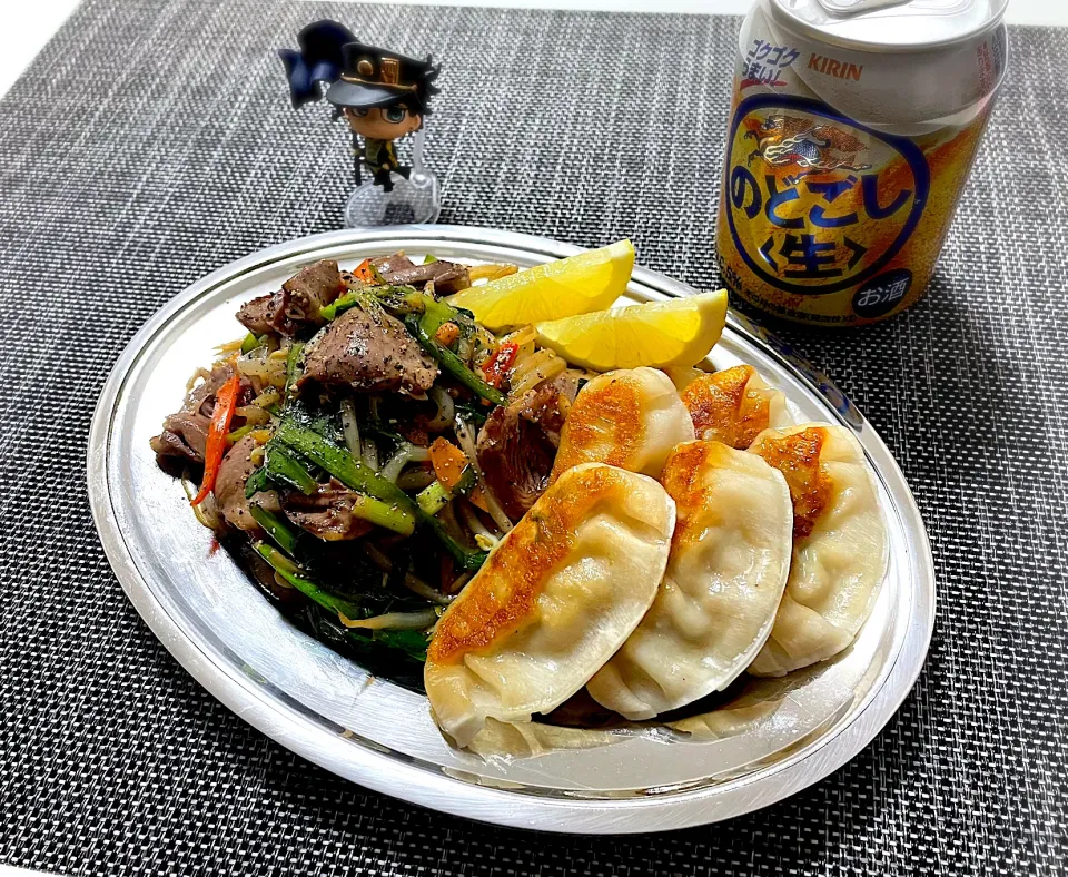 ハツニラ炒めと餃子|アルティッチョさん