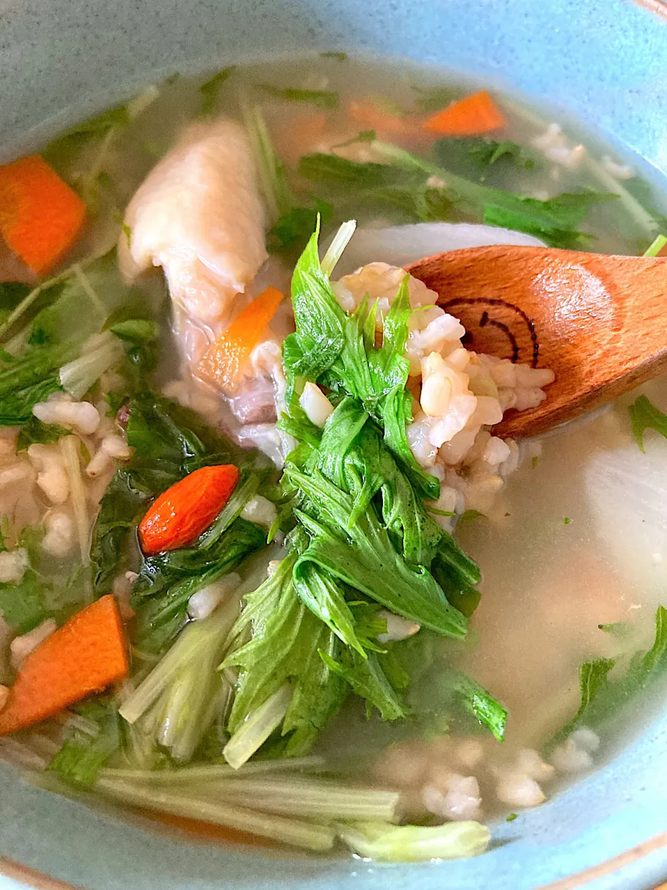 参鶏湯風の発芽玄米がゆ💚|さくたえさん